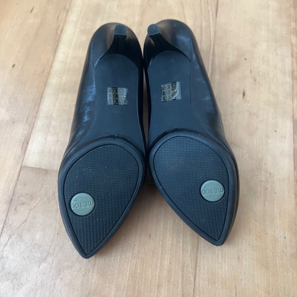 Black high heel pumps - Picture 6 of 6